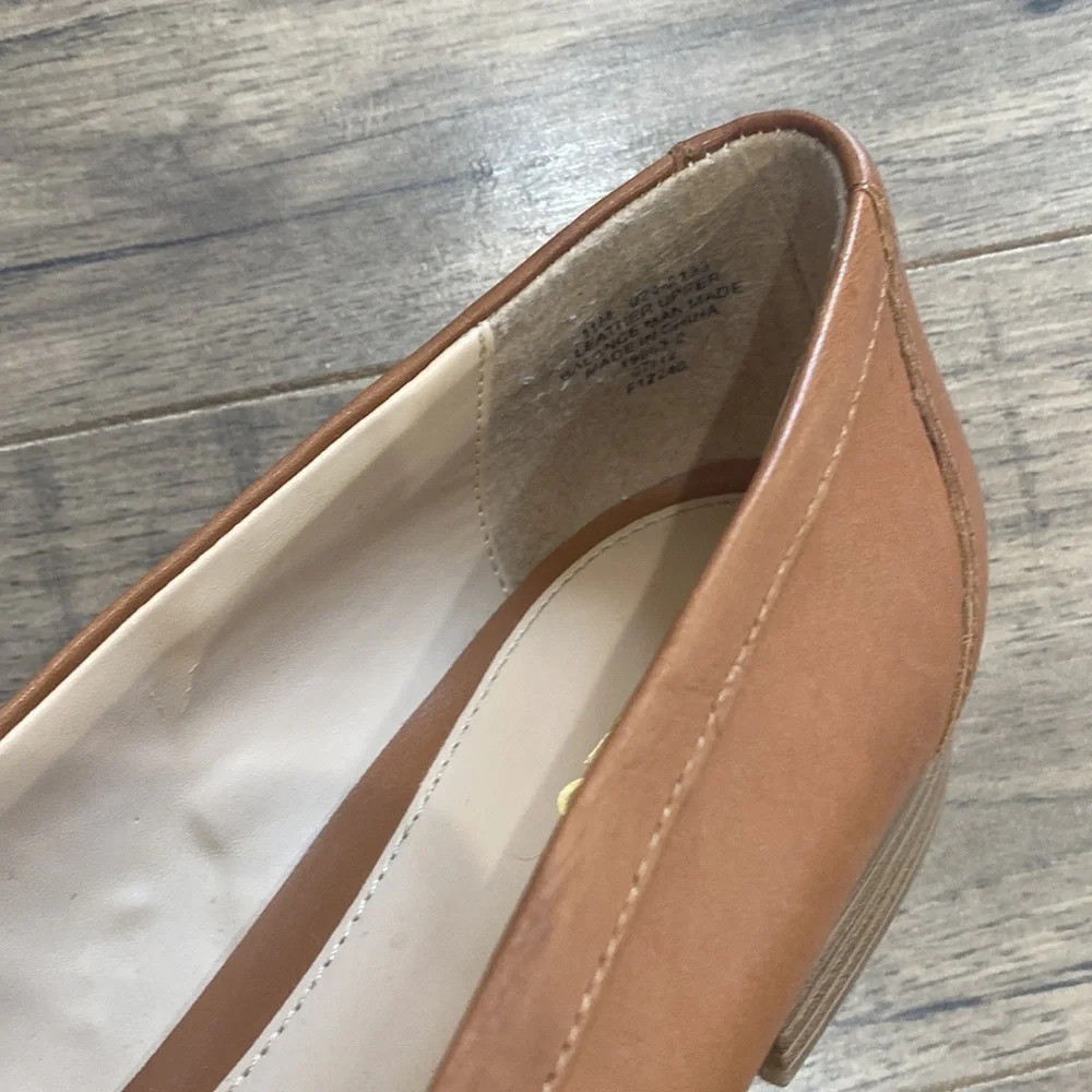 Shoes - Picture 6 of 6